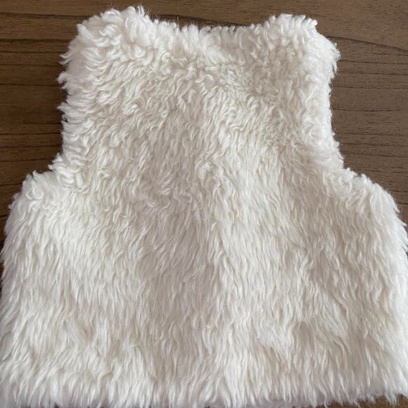 Cynthia Rowley Faux Fur Vest and Glittery Tulle Tutu S-4 - Picture 3 of 13